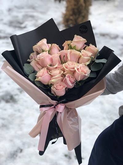 Голландские розы в форме сердца 1