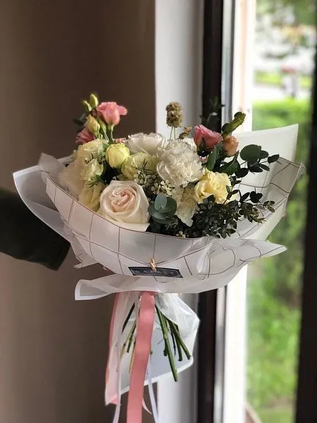 SPRING 4.0 букет из роз и гвоздик 8