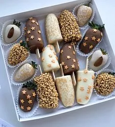 Клубничный бокс "Сладкая жизнь" клубника и бананы в шоколаде