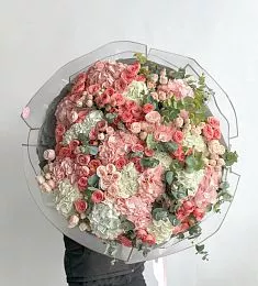 Букет "Вернисаж" XL из гортензии, роз и эвкалипта
